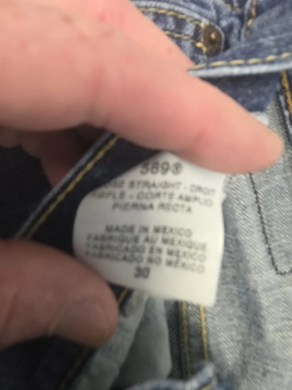 Levi's 569 Loose Denim Jeans Shorts Men's Size 30x11